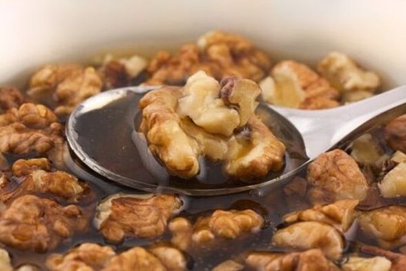 med a ořechy pro potenci